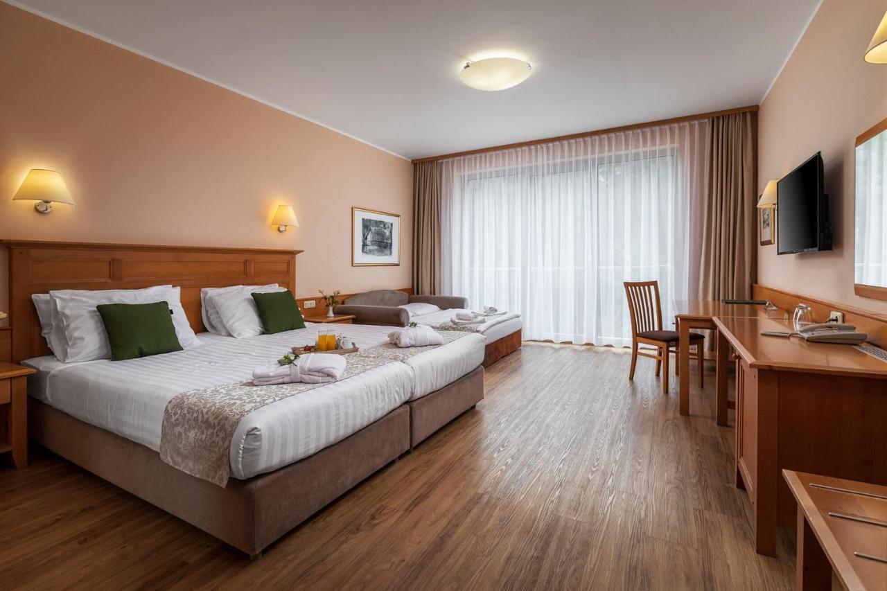 Grand Hotel Bellevue Hočko Pohorje Eksteriør billede